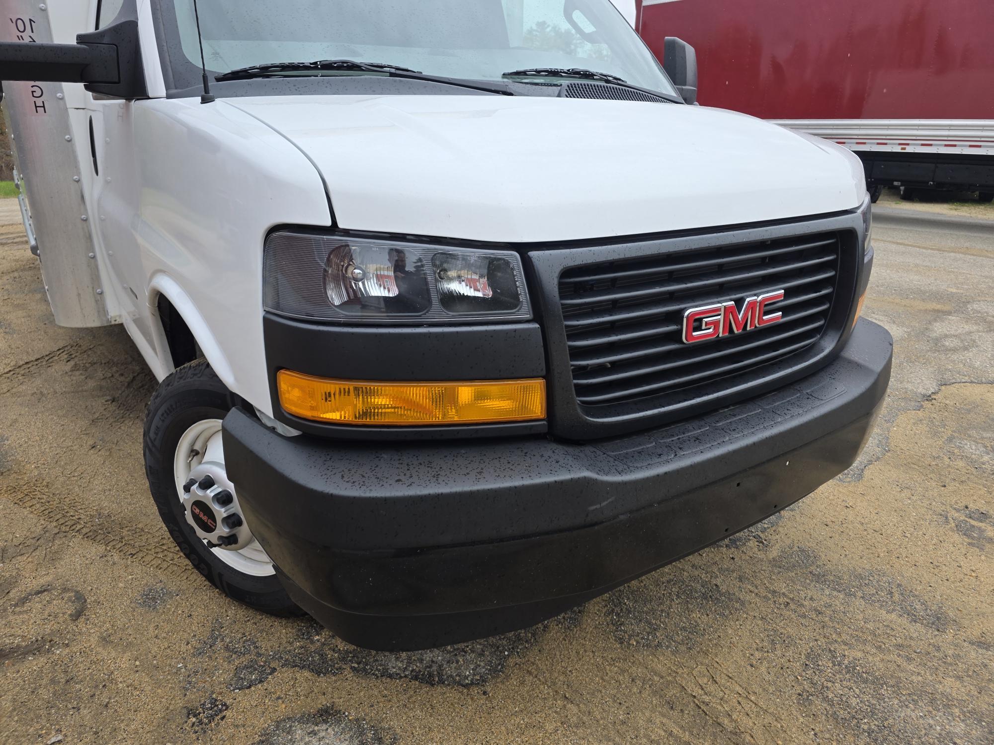 gmc savana cutaway 2022 7GZ37TC79NN009621 image gmc savana cutaway 2022 7GZ37TC79NN009621 image